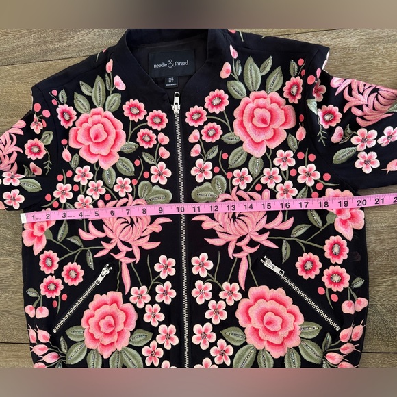 Needle & Thread Embroidered Rose Bomber Floral Crepe Jacket Size US 8 - Picture 16 of 16